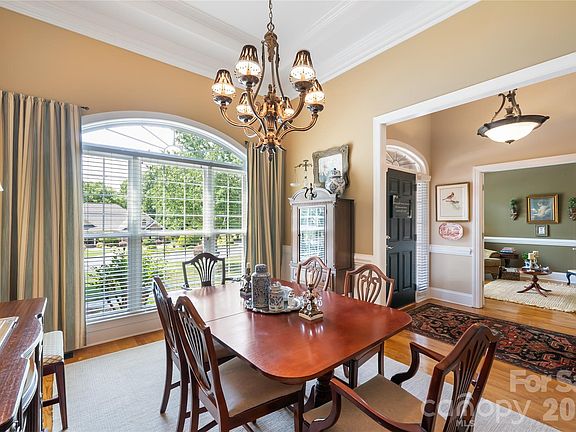 5th image of 6912 Ellington Farm Ln