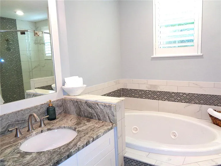 575 El Camino Real #6 — Photo 24