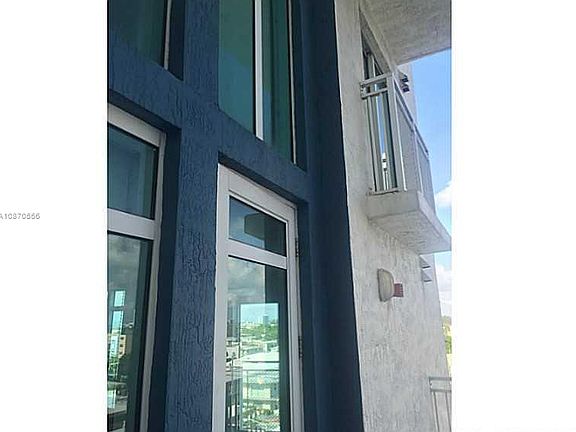 4th image of 7600 Collins Ave APT 701