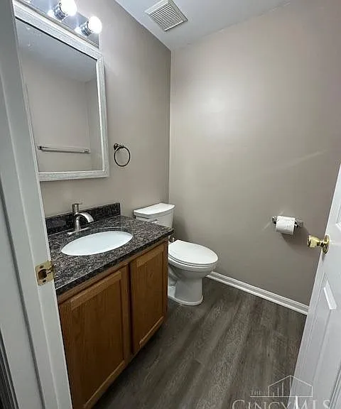 5131 Franklin Park — Photo 15