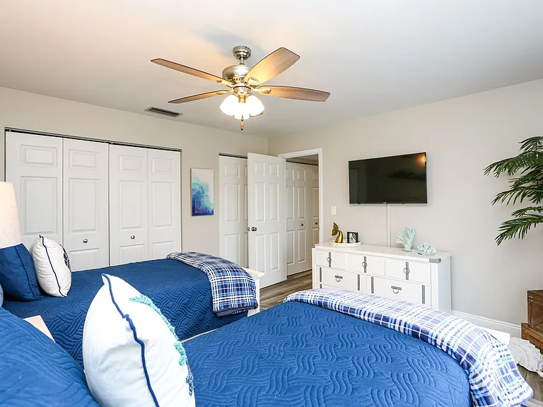 195 Peppermint Ln #4 — Photo 37