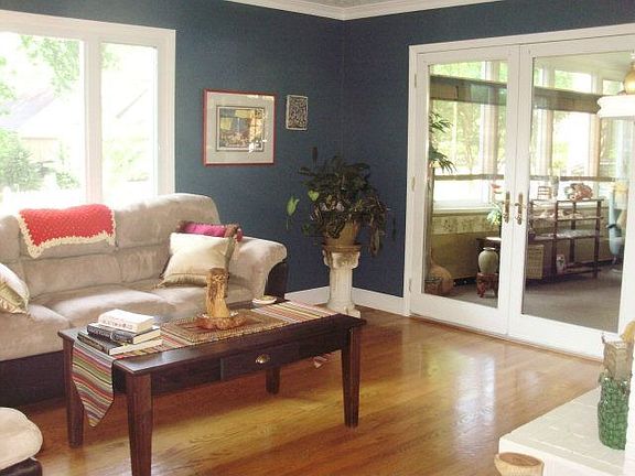 3rd image of 431 Shady Ln