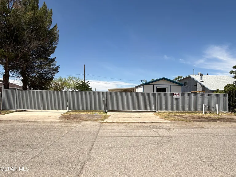 5941 Sixta Dr — Photo 10