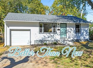 1443 E Pacific St, Springfield, MO 65803