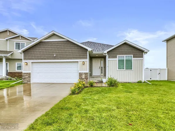 6162 60th Ave S, Fargo, ND 58104