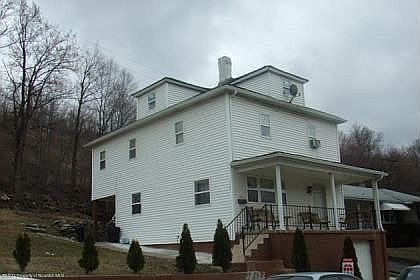 2nd image of 952 Matthew Ave