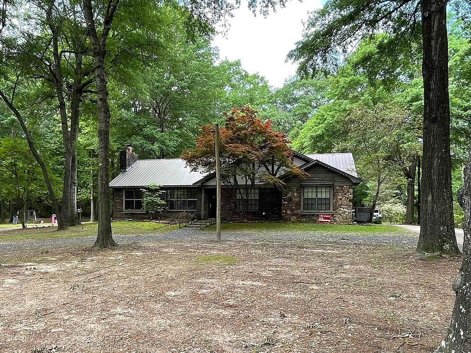1st image of 2115 Franklin Dr