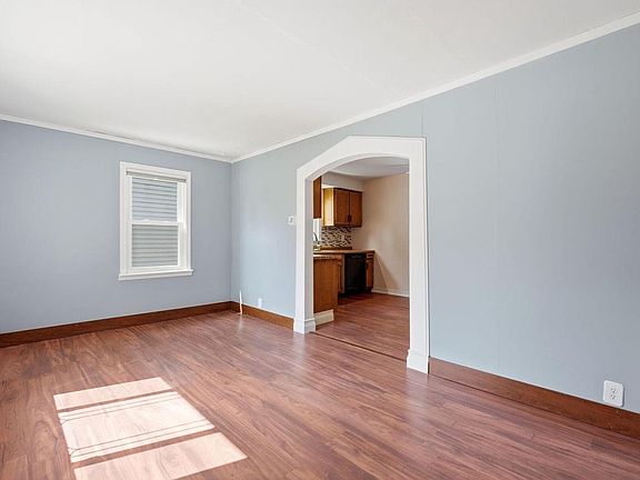 4th image of 4625 N River Park BOULEVARD