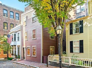 5 Smith Ct, Boston, MA 02114