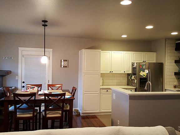 Dining/Kitchen