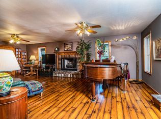 287 Oak Grove Ln, Galena, MO 65656