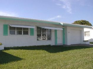 7003 NW 70th Ave, Tamarac, FL 33321