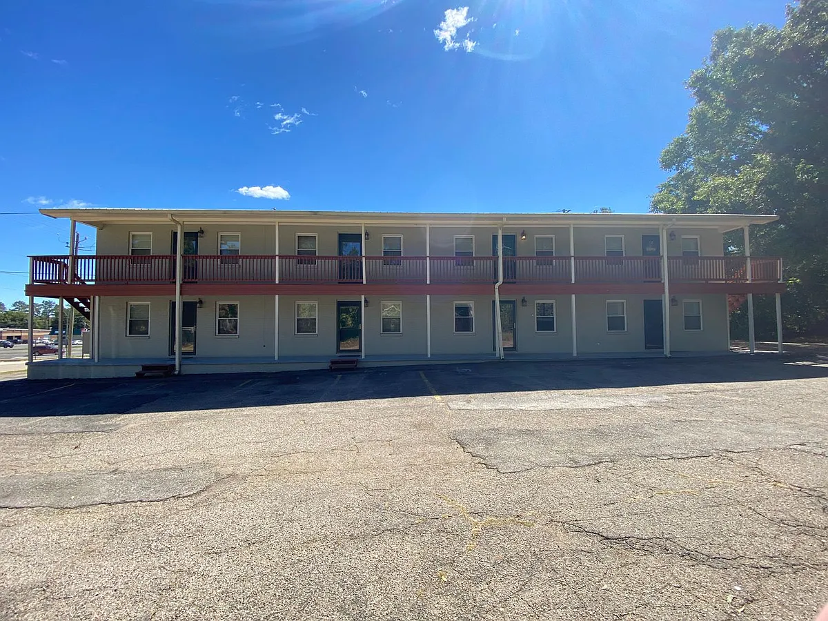 Building Photo - 1120 Stewart St