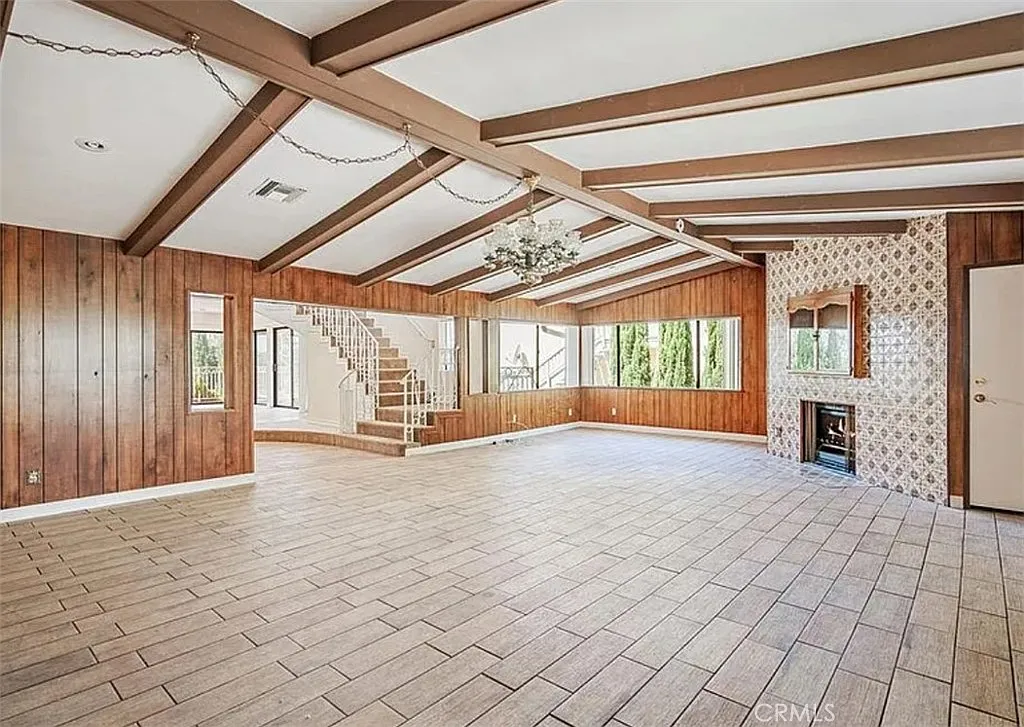7 bed, 7500 sqft, $6,500 — Photo 4