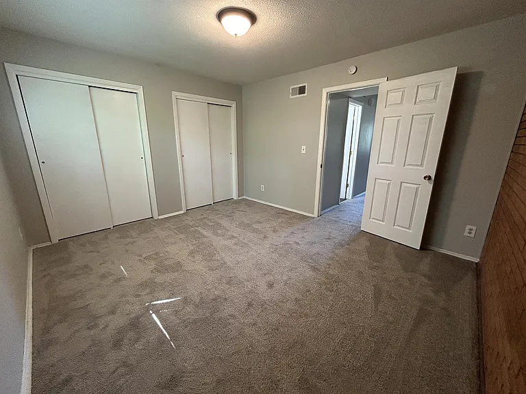 601 Ewing Ave — Photo 6