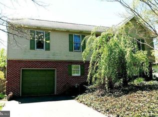 107 Northview Dr, Hanover, PA 17331