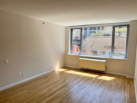 Rented by UDR | media 10