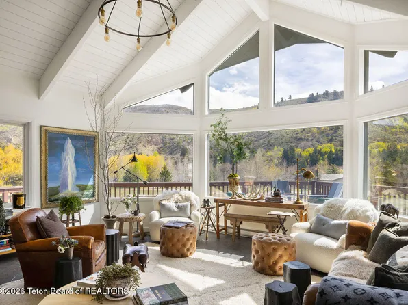 8855 Riverfront Dr, Jackson, WY 83001