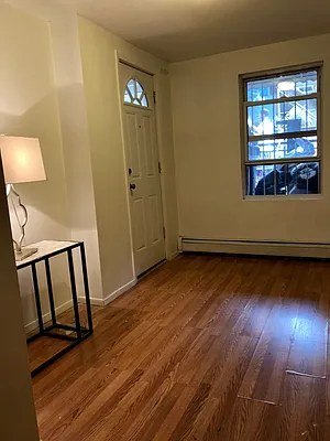 Rented by Yup Realty LLC | media 26