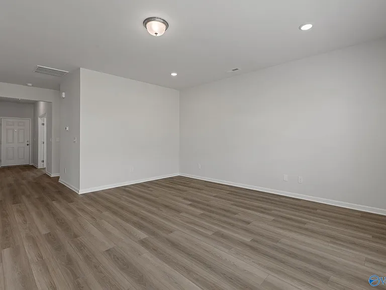 7202 Fox Glen Cir — Photo 11