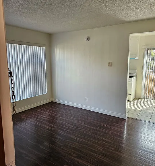 1855 S Victoria Ave #1 & 2 — Photo 7
