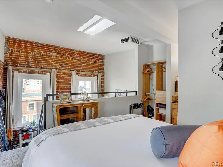 2193 Arapahoe St #11 — Photo 27