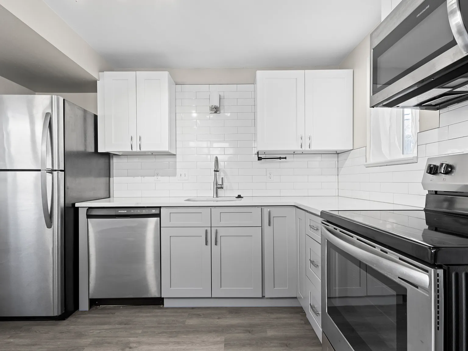 2BR 1BA 768 sq. ft. Multifamily — Photo 1