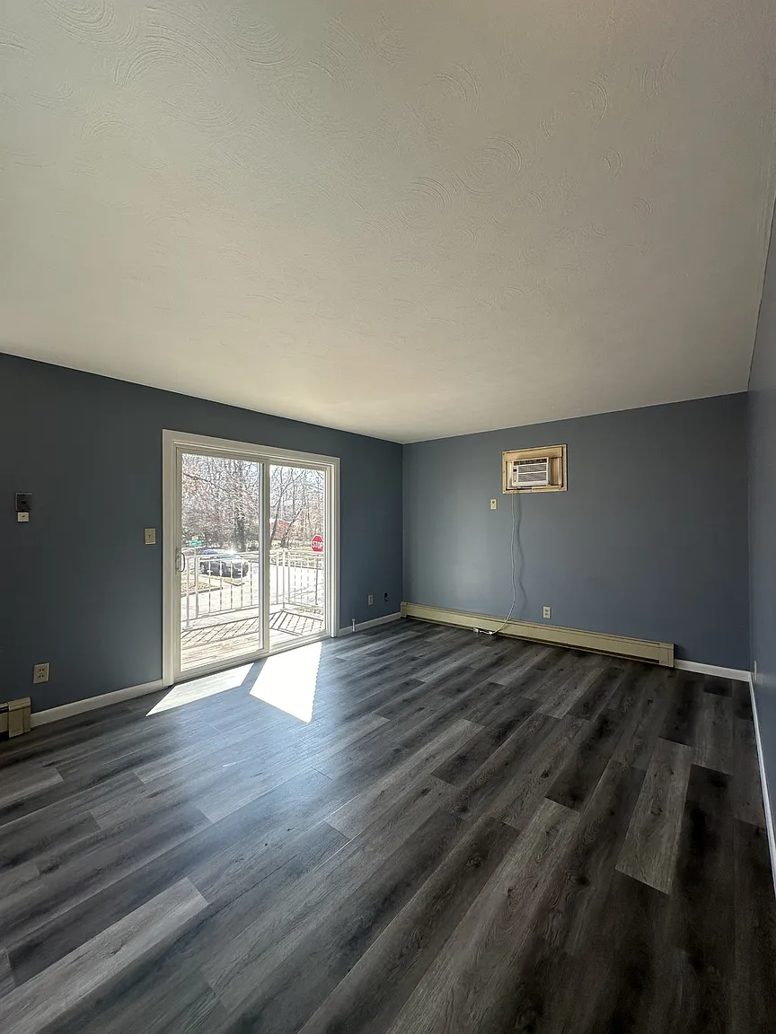 525 W Cook St #11352223 photo 1