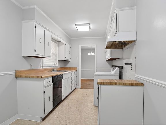 5th image of 4928 Willow Rd