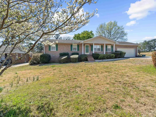 1942 Robin Cir, Milledgeville, GA 31061