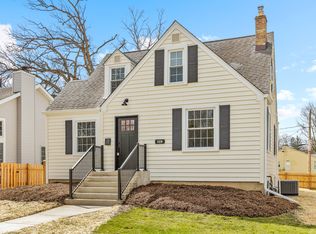 528 Austin Ave, Geneva, IL 60134