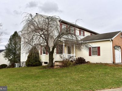 66 Red Stone Cir, Reinholds, PA, 17569