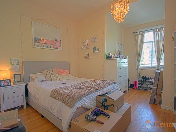 4th image of 1460 Clay St #10A