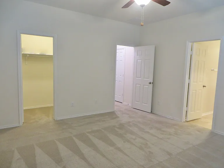 1042 Bowline Dr — Photo 18