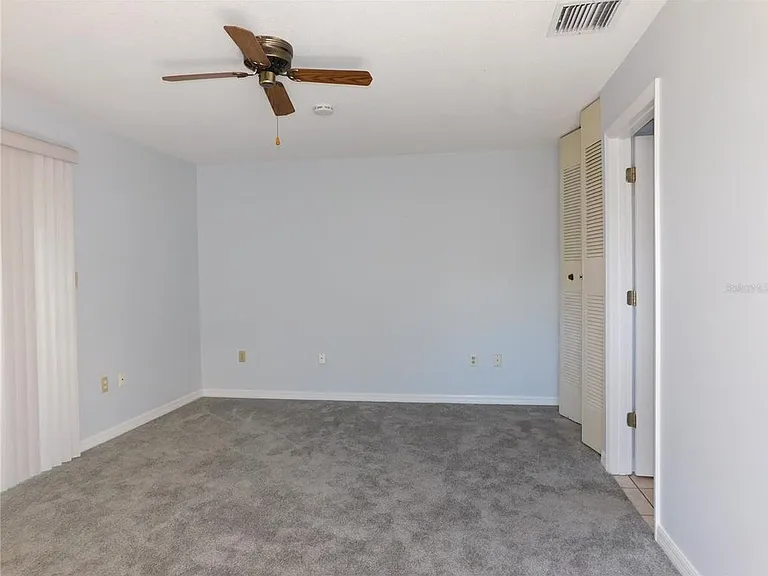 1118 Spring Meadow Dr — Photo 5