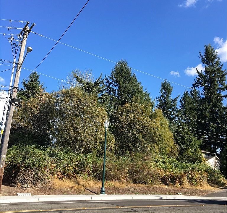 2nd image of 4409 83rd Avenue Ct W