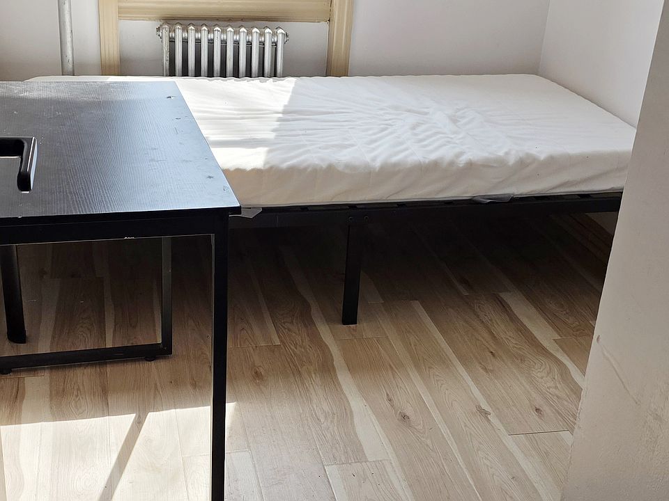 1st image of 267 Covert St Floor 2-1