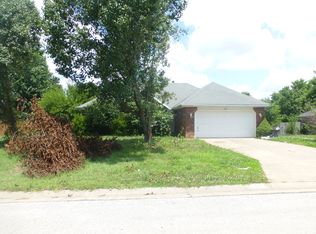 213 E Hardy St, Republic, MO 65738