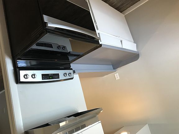 3rd image of 1810 N Fitzhugh Ave APT 203