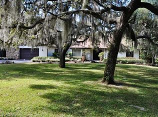 8255 Tanglewood Dr, New Port Richey, FL 34654