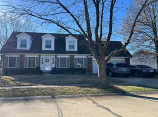 1978 Acorn Trail Dr, Florissant, MO 63031