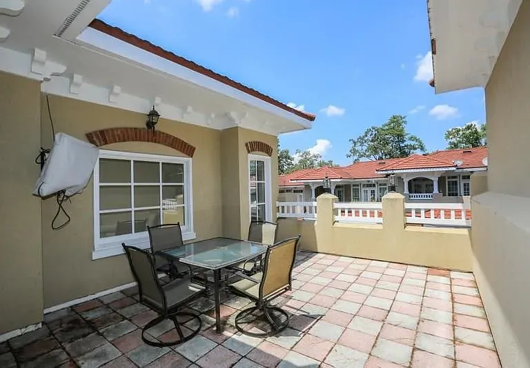 806 Clifton Heights Ln — Photo 23