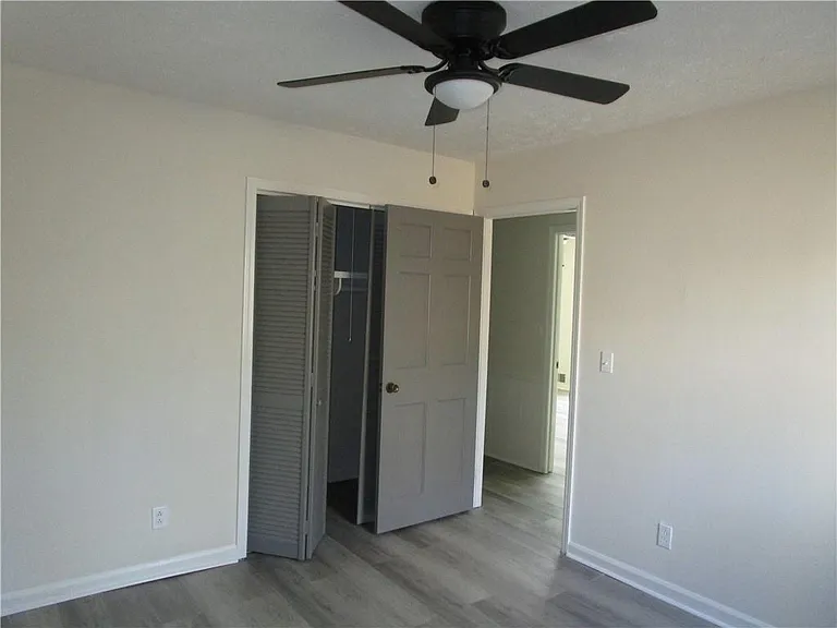 3730 Newport Dr — Photo 43