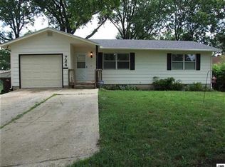 724 SW Orleans St, Topeka, KS 66606
