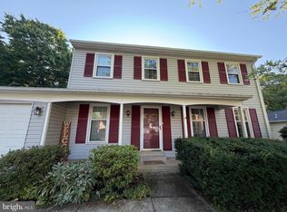 4323 Still Meadow Rd, Fairfax, VA 22032
