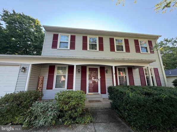4323 Still Meadow Rd, Fairfax, VA 22032