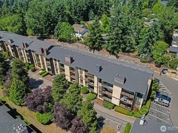 12611 NE 145th Place #H85, Kirkland, WA 98034