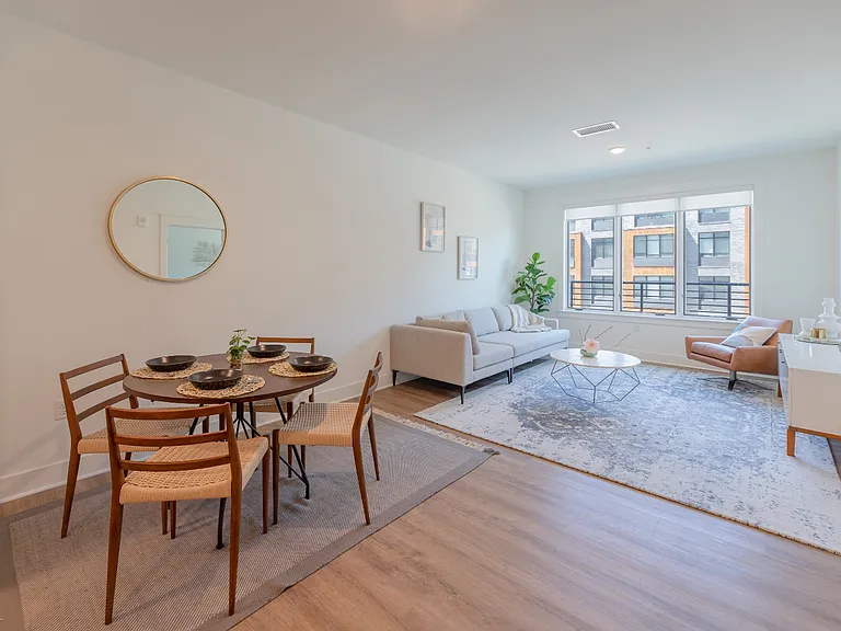 622 Frank E Rodgers Blvd S #405 — Photo 3