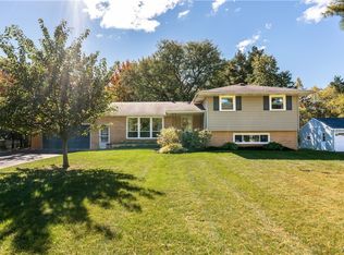 7409 Michael Rd, Orchard Park, NY 14127