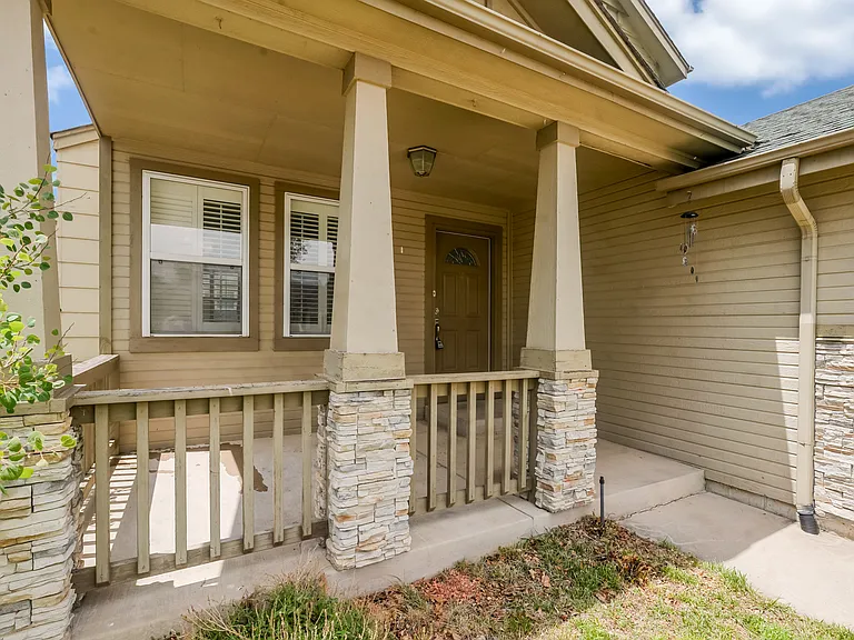8302 Cooper River Dr — Photo 5